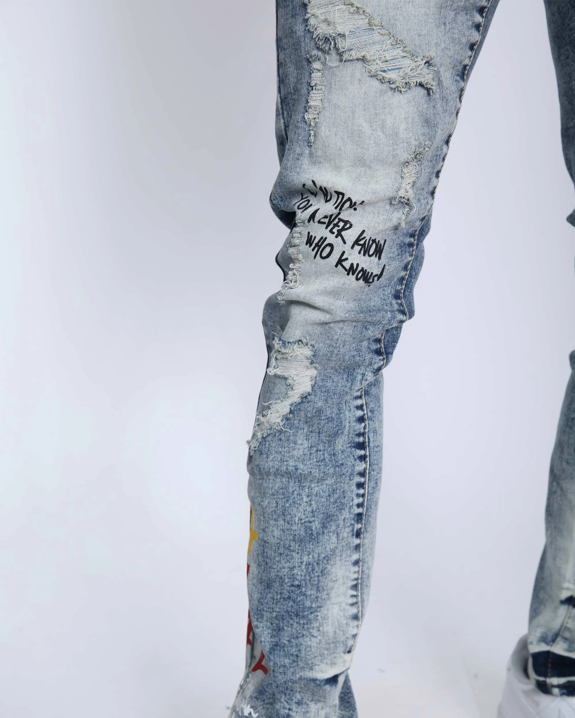 Light Wash Irregular Ripped Blue Jeans with Color Print-Mexico Local Delivery