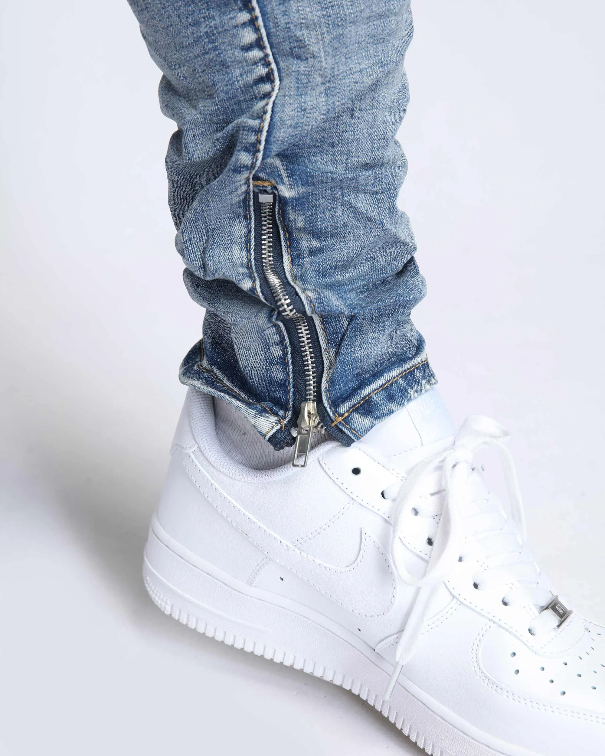 Light Wash Ripped BlueJeans with Skull Embroidered-Mexico Local Delivery
