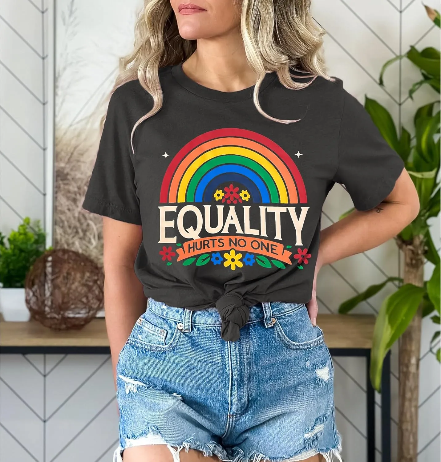 Pride Shirt for Women Rainbow Equality Hurts No One T-Shirt Short Sleeve LGBTQ Gay Tee Tops