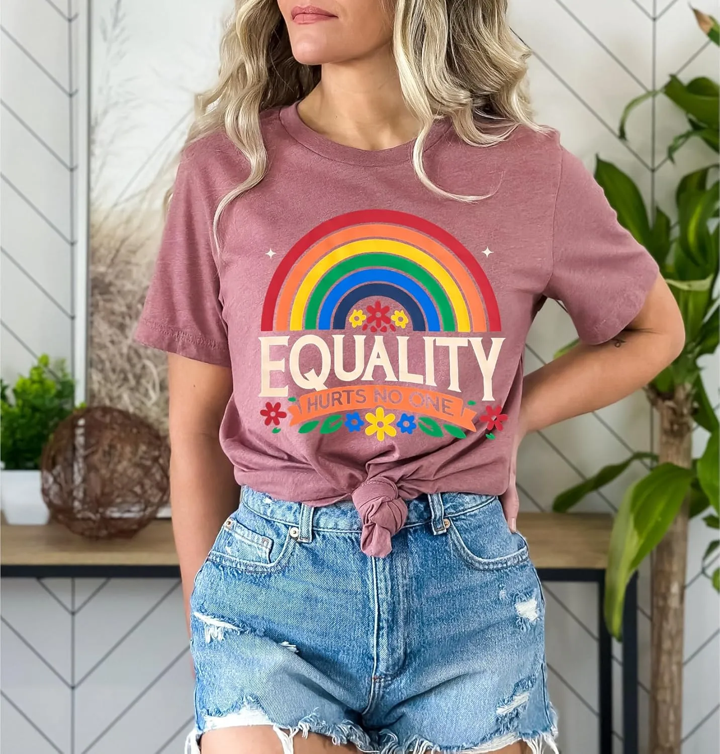 Pride Shirt for Women Rainbow Equality Hurts No One T-Shirt Short Sleeve LGBTQ Gay Tee Tops